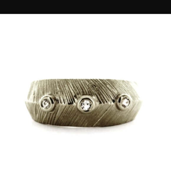 NWOT So Pretty Cara Cotter ring size 6 - Picture 1 of 2